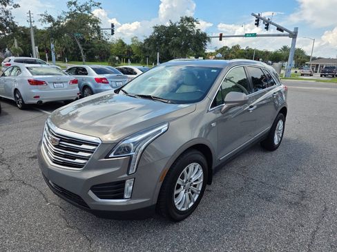 Used 2018 Cadillac XT5 FWD image 8