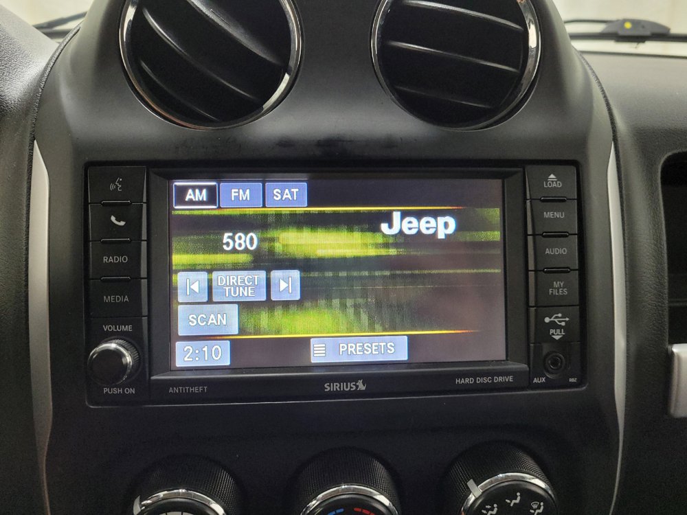 Used 2015 Jeep Compass High Altitude AWD/4WD image 25