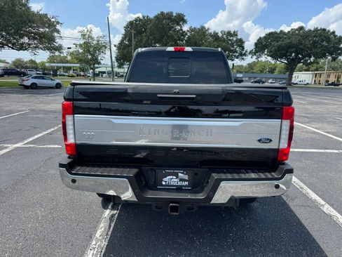 Used 2017 Ford F250 King Ranch w/ King Ranch Ultimate Package AWD/4WD image 7