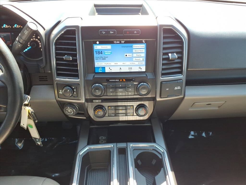 Used 2018 Ford F150 XLT w/ Equipment Group 302A Luxury AWD/4WD image 29