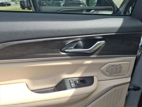 New 2026 Jeep Grand Cherokee Limited AWD/4WD image 6