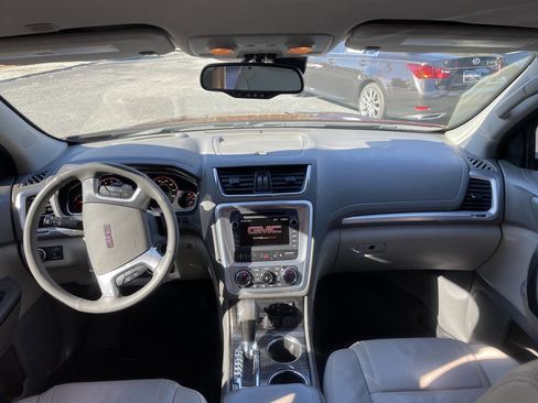 Used 2017 GMC Acadia Limited SLT image 12