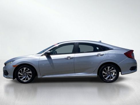 Used 2018 Honda Civic EX image 2