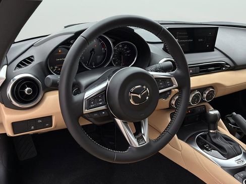 New 2026 MAZDA MX-5 Miata Grand Touring RWD image 19