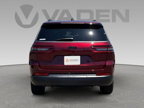 New 2026 Jeep Grand Cherokee L 2WD image 18
