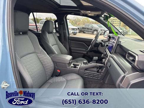 Used 2025 Toyota 4Runner TRD Off-Road Premium AWD/4WD image 34