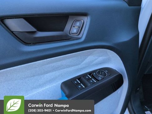 New 2026 Ford Maverick XLT AWD/4WD image 11