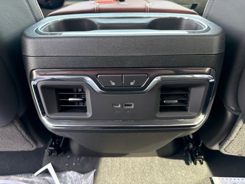New 2026 GMC Sierra 1500 Denali Ultimate AWD/4WD image 24