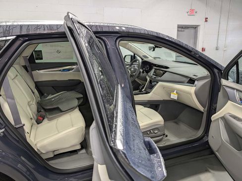 New 2025 Cadillac XT5 Premium Luxury w/ Technology Package image 7