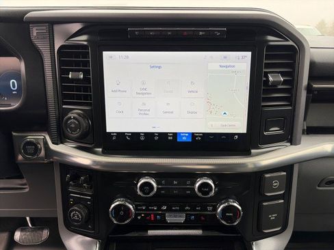 Used 2024 Ford F150 Lariat w/ Equipment Group 502A High image 17