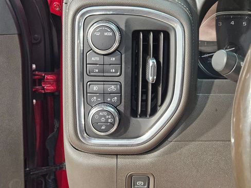 Used 2021 GMC Sierra 1500 SLT AWD/4WD image 24