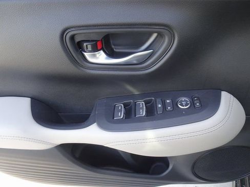 New 2026 Honda HR-V EX-L image 8