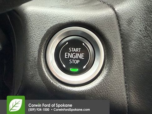 Used 2024 Chevrolet Tahoe Z71 w/ Luxury Package image 31