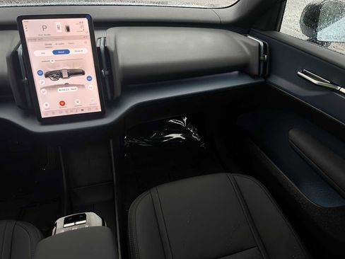 New 2026 Volvo EX30 Ultra image 18