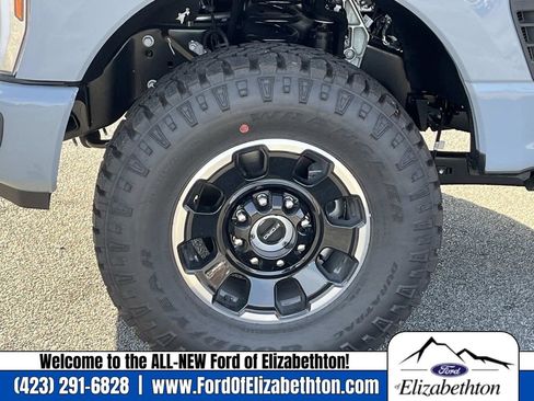 New 2025 Ford F350 Lariat w/ Lariat Ultimate Package image 12