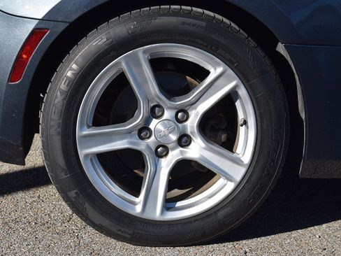 Used 2020 Chevrolet Camaro LT image 9