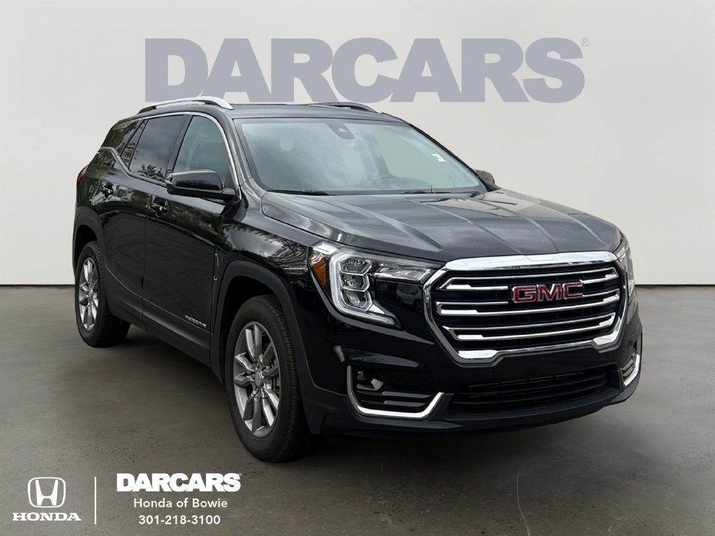 Used 2024 GMC Terrain SLT AWD/4WD image 1