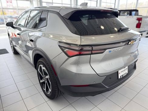 New 2026 Chevrolet Equinox EV LT image 37