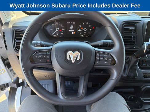 Used 2025 RAM ProMaster 2500 w/ Convenience Group FWD image 19