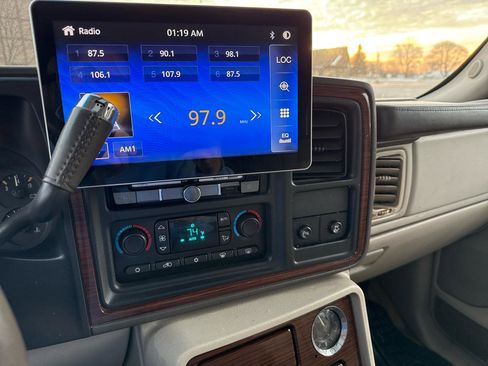 Used 2003 Cadillac Escalade AWD w/ Marketing Vehicle Package image 16