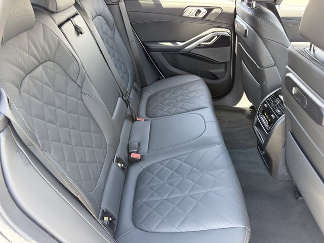 Used 2026 BMW X6 xDrive40i AWD/4WD image 14