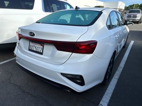 Used 2021 Kia Forte LXS FWD image 5