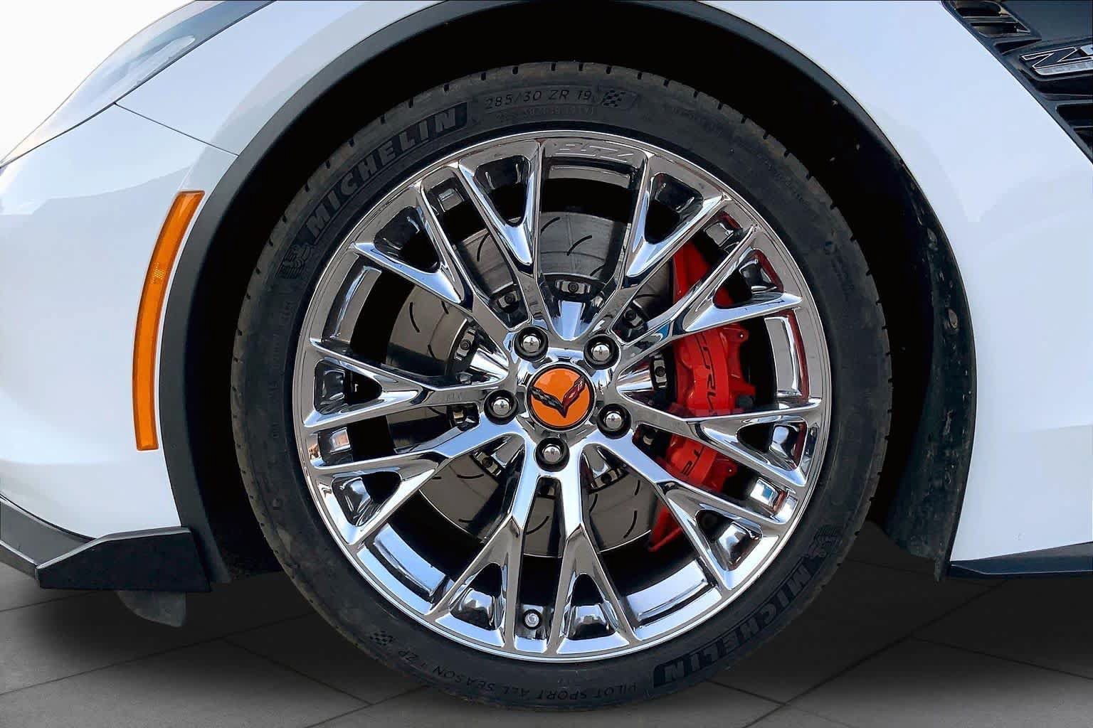 Used 2016 Chevrolet Corvette Z06 RWD image 11