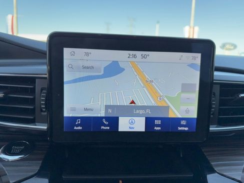 Certified 2023 Ford Explorer Limited w/ Equipment Group 301A image 18