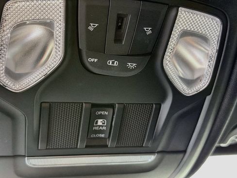 Used 2020 RAM 1500 Lone Star RWD image 34
