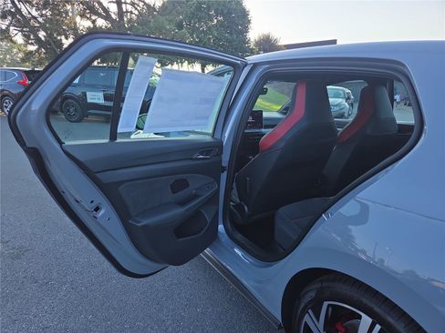 New 2026 Volkswagen GTI SE FWD image 22