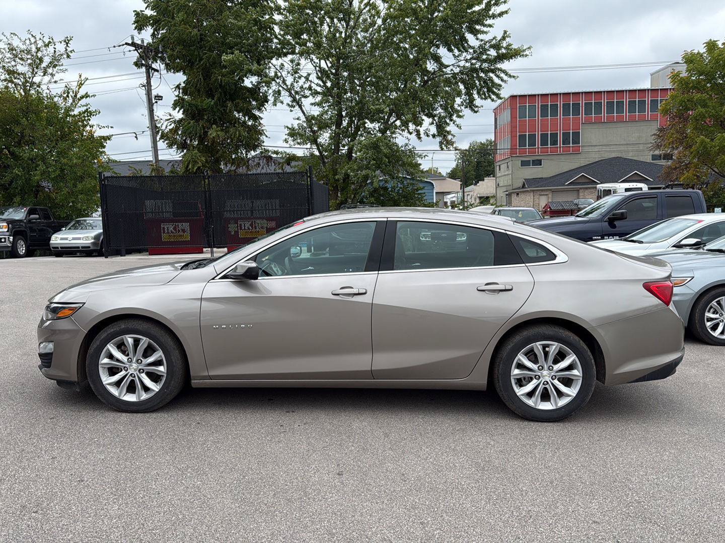 Used 2023 Chevrolet Malibu LT FWD image 6
