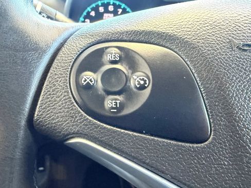 Used 2014 Chevrolet Impala LT w/ Convenience Package image 12