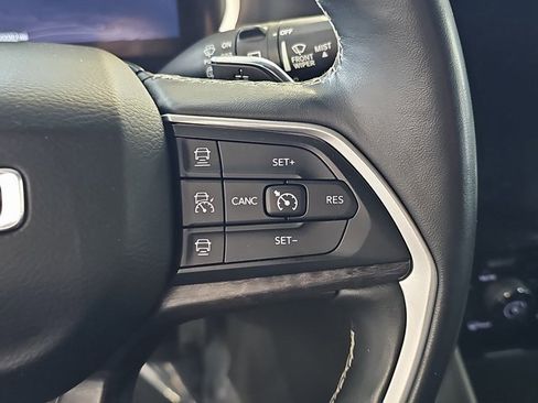 Used 2021 Jeep Grand Cherokee L Limited image 20