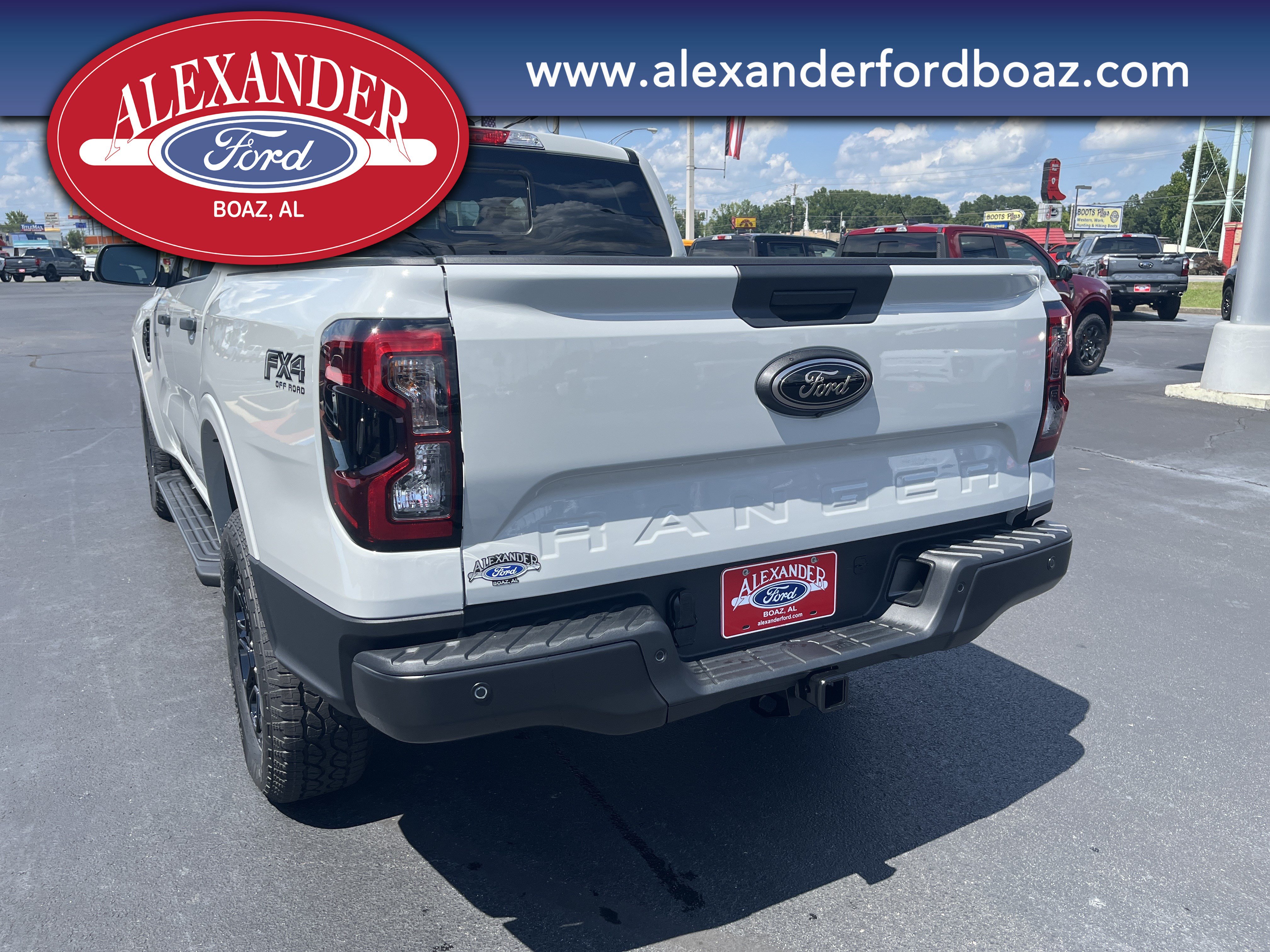 New 2026 Ford Ranger XLT w/ Equipment Group 301A High AWD/4WD image 5