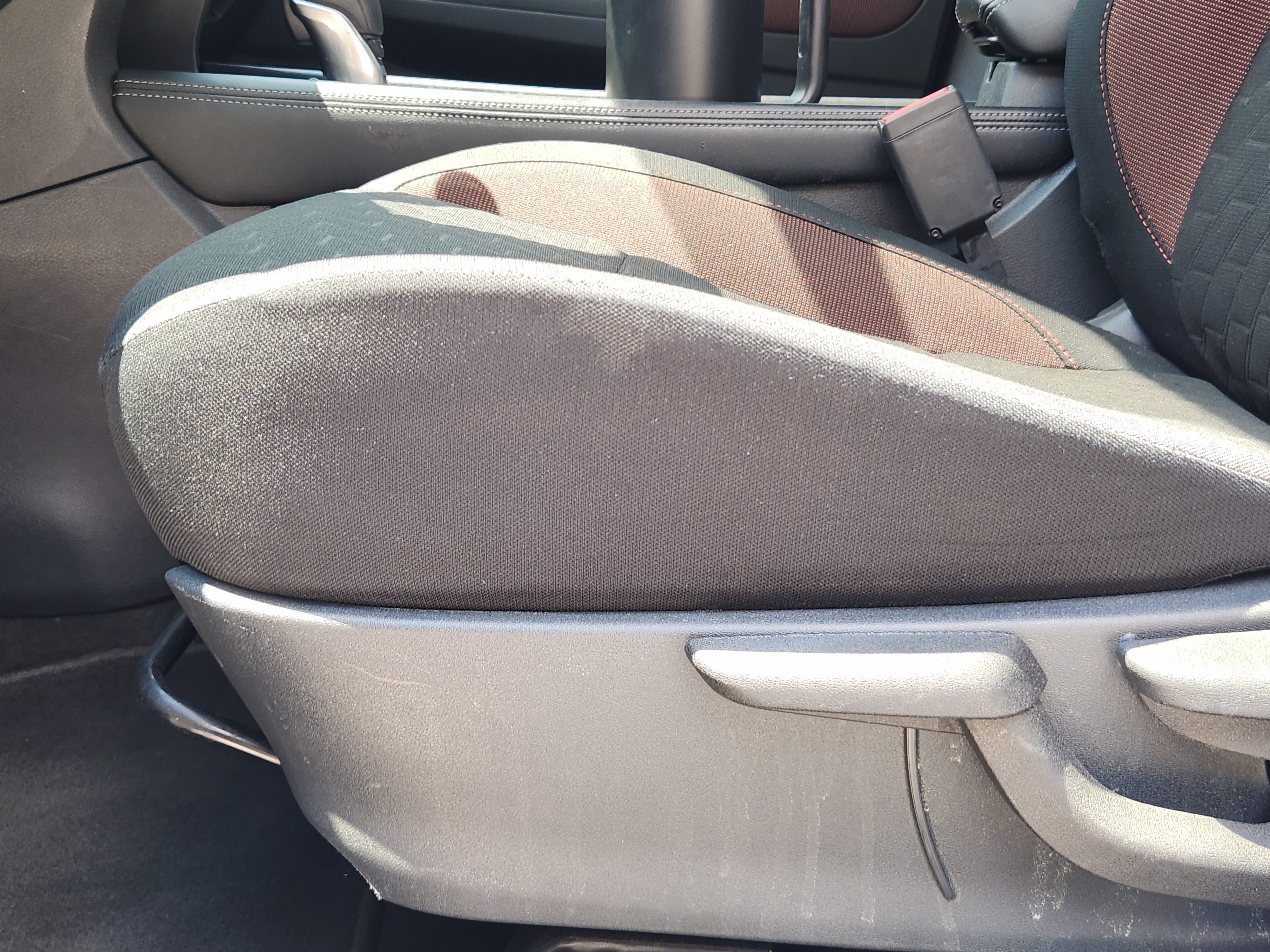 Used 2024 Nissan Kicks SR FWD image 26