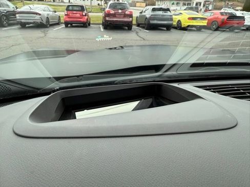 Used 2018 Chevrolet Camaro SS image 35