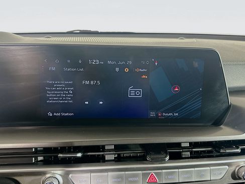 Used 2025 Kia Telluride S FWD image 21