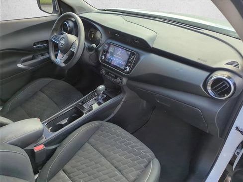Used 2022 Nissan Kicks SV FWD image 23