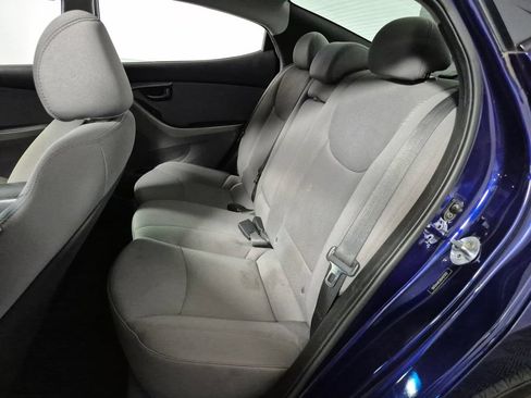 Used 2013 Hyundai Elantra GLS w/ Preferred Pkg FWD image 23