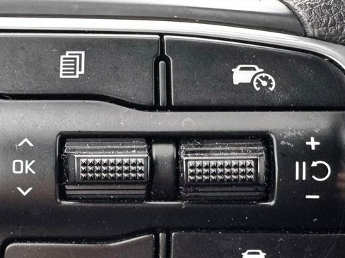 Used 2025 Kia K5 LXS FWD image 8