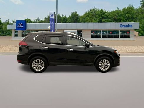 Used 2019 Nissan Rogue SV AWD/4WD image 6