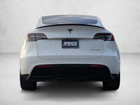 Used 2021 Tesla Model Y Performance image 6