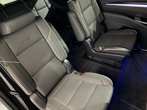 Certified 2025 Cadillac Escalade Sport w/ Touring Package AWD/4WD image 58