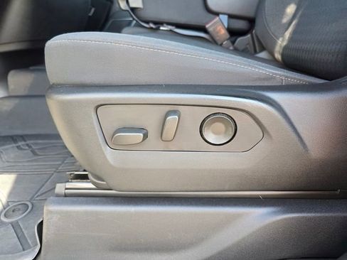Used 2023 Chevrolet Silverado 1500 LT w/ Protection Package AWD/4WD image 13