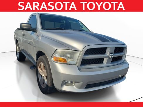 Used 2012 RAM 1500 Express RWD image 1