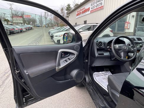 Used 2009 Toyota RAV4 Sport image 10