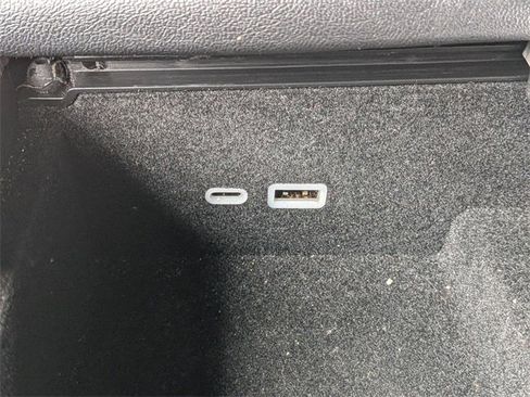 Certified 2024 Jeep Wagoneer Series III image 22