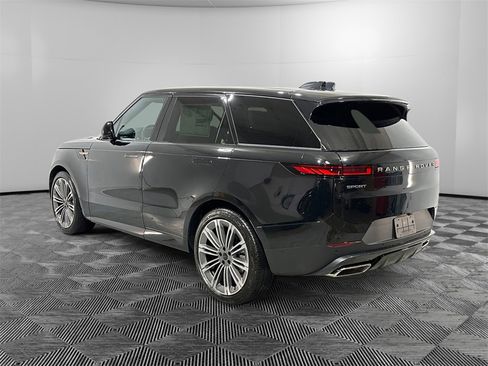 New 2026 Land Rover Range Rover Sport SE image 3