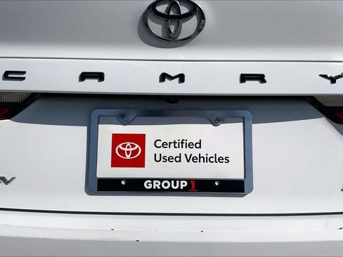 Used 2025 Toyota Camry SE FWD image 10