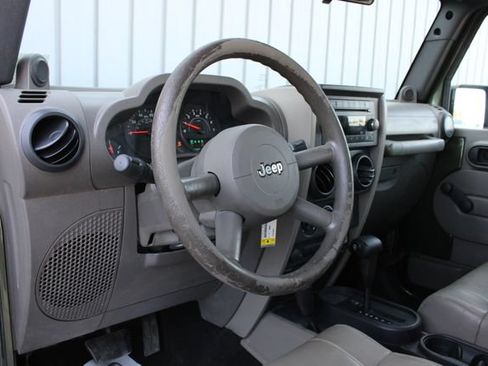 Used 2009 Jeep Wrangler X AWD/4WD image 2
